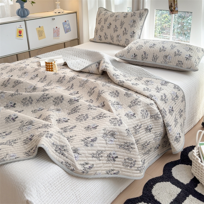 91家纺网 家纺一手货源 找家纺 美优兰 2025春款全棉单面高温砂洗床盖 清欢