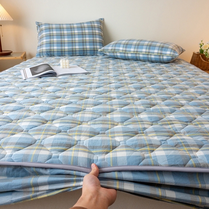 91家纺网 家纺一手货源 找家纺 X猫先生床笠 2024新款全棉色织水洗棉夹棉床笠 莫妮-蓝