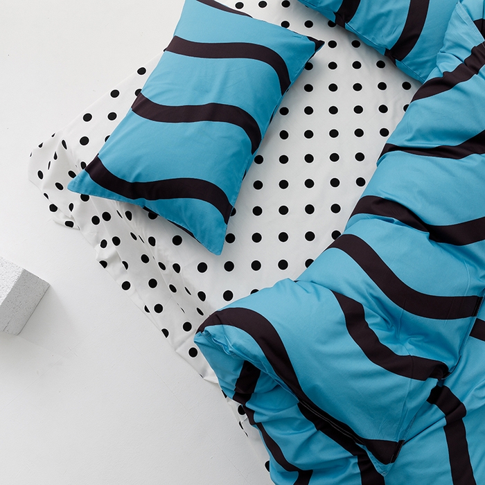 91家纺网 家纺一手货源 找家纺 卡姿家纺2024新款全棉40支13070极有家风格印花四件套 梵音-蓝