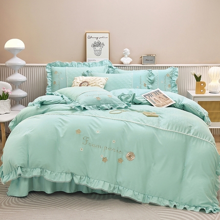 91家纺网 家纺一手货源 找家纺 苏木年华 2024新款夏沫花语系列韩版荷叶边刺绣花边加大床单四件套 青春绿