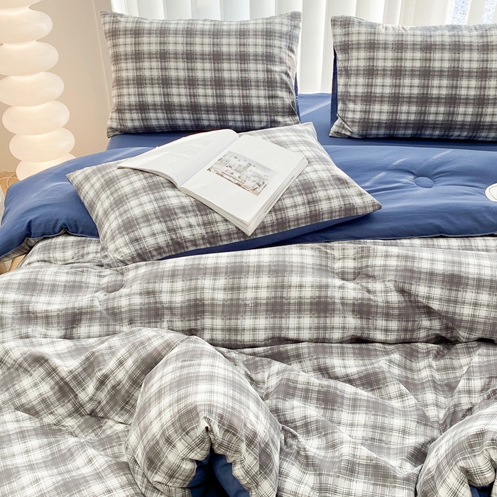 91家纺网 家纺一手货源 找家纺 啊雅家居 2025新款水洗棉条纹印花夏被冬被四件套-床单款 冬被 日系条格灰