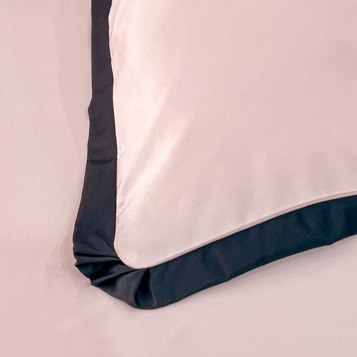 91家纺网 家纺一手货源 找家纺 艾米家居 2025新款水洗真丝四件套爱心款 黑色爱心款-粉色