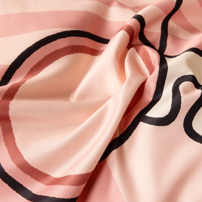 91家纺网 家纺一手货源 找家纺 摩卡 2024新款博主风水洗真丝四件套 蜜桃熊