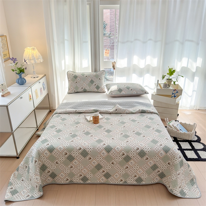 91家纺网 家纺一手货源 找家纺 美优兰 2025春款全棉单面高温砂洗床盖 艾米