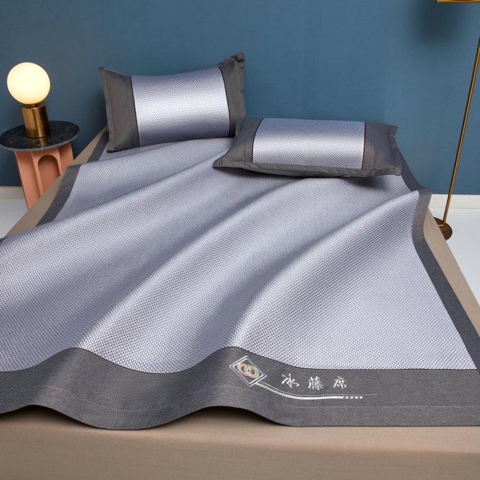 91家纺网 家纺一手货源 找家纺 青雅席业    2025年新款高密度复合冰藤三明治 天蓝