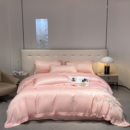 91家纺网 家纺一手货源 找家纺 （总）爱家 2025新款雪莲天丝刺绣四件套-春日恋曲（床盖加20）