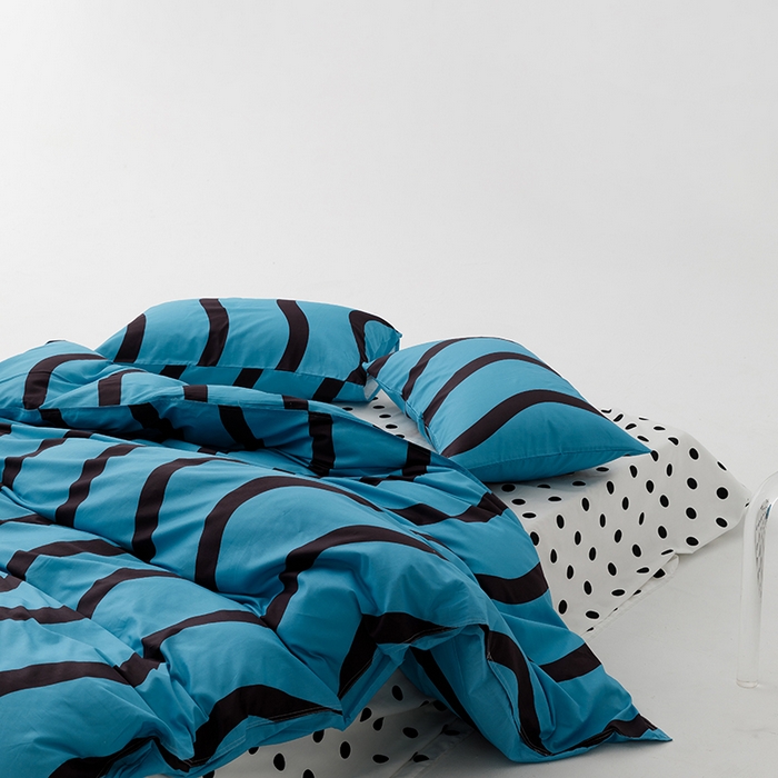 91家纺网 家纺一手货源 找家纺 卡姿家纺2024新款全棉40支13070极有家风格印花四件套 梵音-蓝