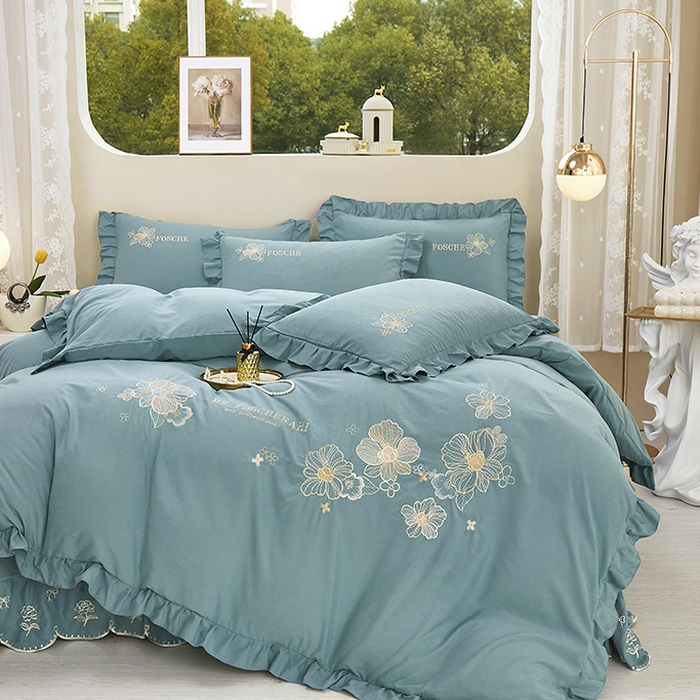 91家纺网 家纺一手货源 找家纺 苏木年华 2024新款春光里系列韩版荷叶边刺绣加大床单四件套 贵族蓝