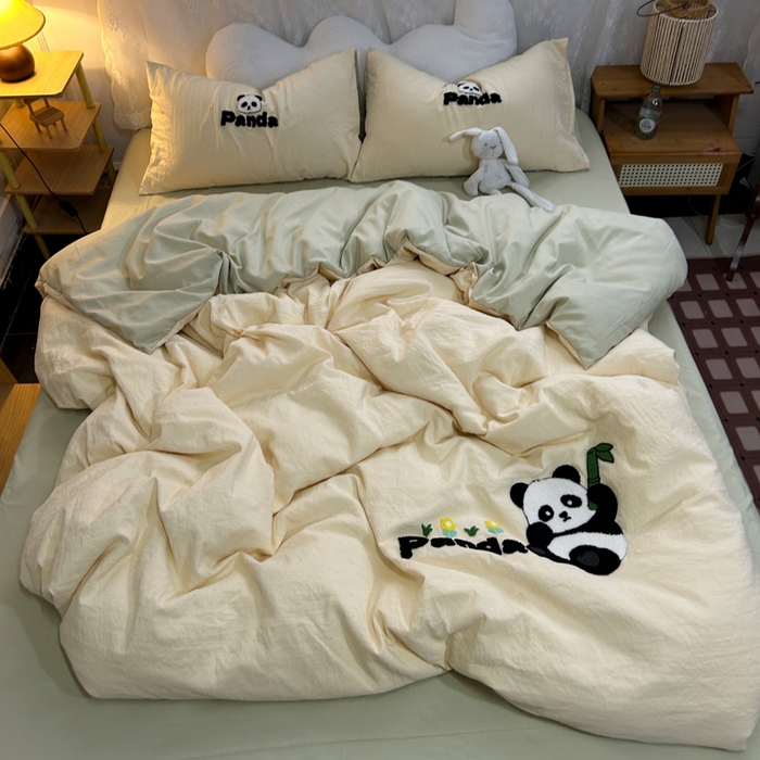 91家纺网 家纺一手货源 找家纺 优迈 2024新款直播热款超柔磨毛水洗棉毛巾绣四件套系列 熊猫