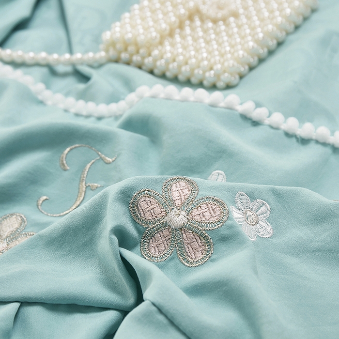 91家纺网 家纺一手货源 找家纺 苏木年华 2024新款夏沫花语系列韩版荷叶边刺绣花边加大床单四件套 春湖绿