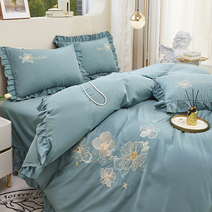 91家纺网 家纺一手货源 找家纺 苏木年华 2024新款春光里系列韩版荷叶边刺绣加大床单四件套 贵族蓝