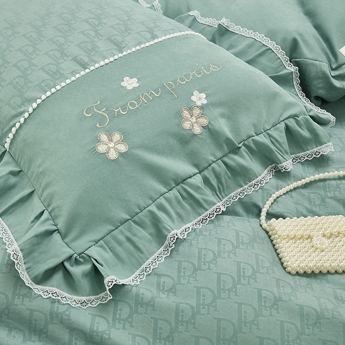 91家纺网 家纺一手货源 找家纺 苏木年华 2024新款夏沫花语系列韩版荷叶边刺绣花边加大床单四件套 翡翠绿