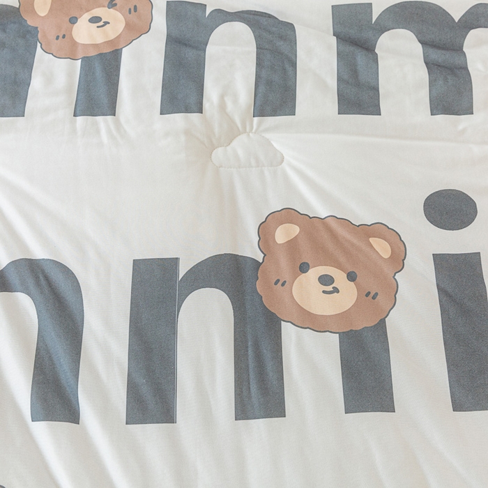 91家纺网 家纺一手货源 找家纺 默忆 2025新款针织棉大豆云朵被子被芯夏被空调被春秋四季被 字母熊