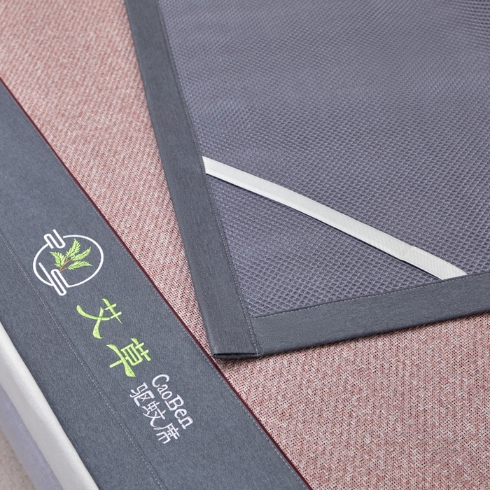 91家纺网 家纺一手货源 找家纺 （总）青雅席业 2025新款艾草pe材质印尼藤复合三明治凉席三件套