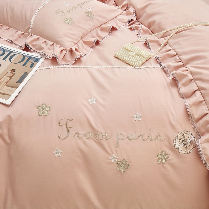 91家纺网 家纺一手货源 找家纺 （总）苏木年华 2024新款夏沫花语系列韩版荷叶边刺绣花边加大床单四件套