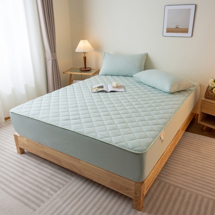 91家纺网 家纺一手货源 找家纺 X猫先生床笠 2024新款全棉色织水洗棉夹棉床笠 绿密条