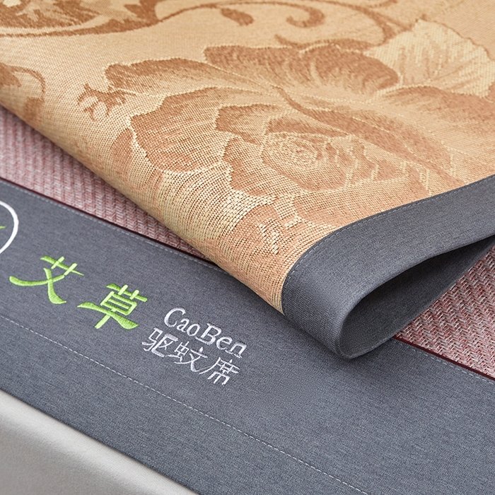 91家纺网 家纺一手货源 找家纺 青雅席业 2025新款绣花双面艾草印尼藤双面席 樱花粉