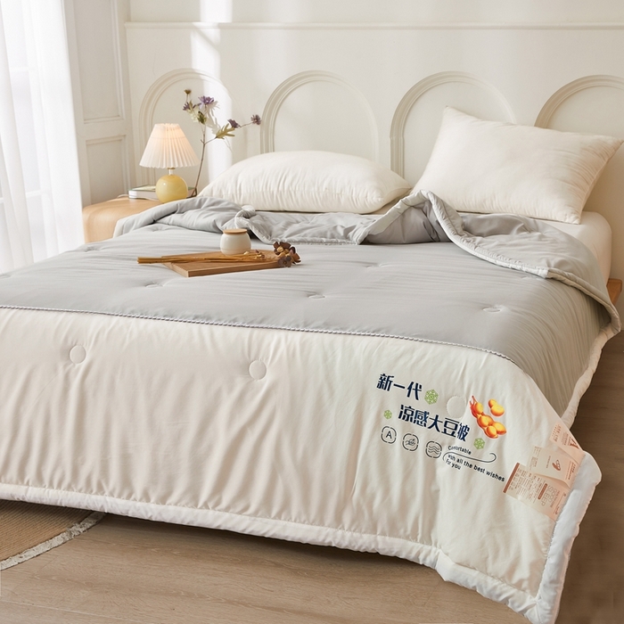 91家纺网 家纺一手货源 找家纺 钰博2024新款冰丝绸凉感夏被空调被夏凉被大豆被 灰+白