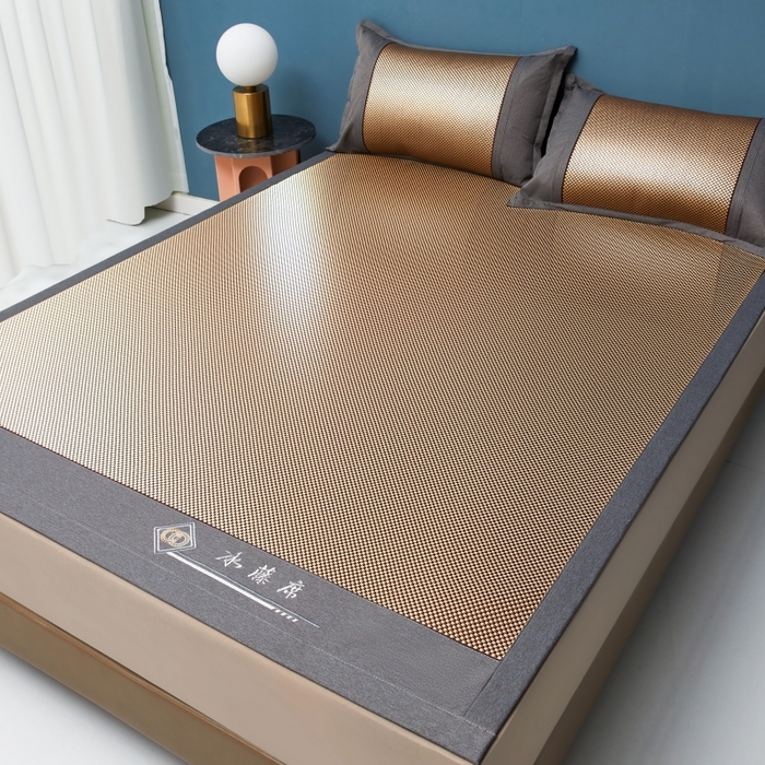 91家纺网 家纺一手货源 找家纺 青雅席业    2025年新款高密度复合冰藤三明治 亮金