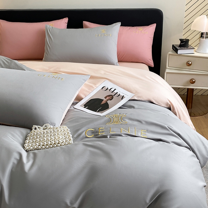 91家纺网 家纺一手货源 找家纺 2024新款60s全棉刺绣四件套--凯琳娜系列 凯琳娜-椰子灰粉