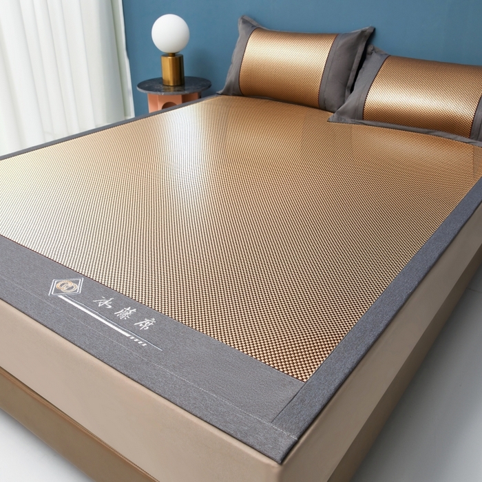 91家纺网 家纺一手货源 找家纺 青雅席业    2025年新款高密度复合冰藤三明治 亮金