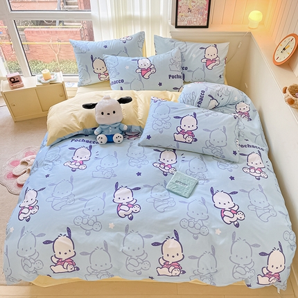 91家纺网 家纺一手货源 找家纺 顾里2024新款40支活性印花13372喷气全棉三丽鸥系列四件套 蓝底帕恰