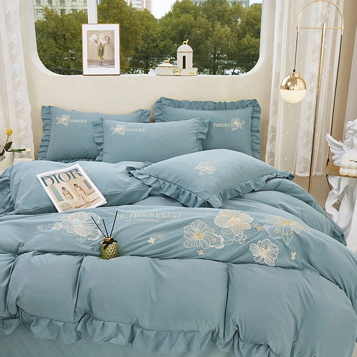 91家纺网 家纺一手货源 找家纺 苏木年华 2024新款春光里系列韩版荷叶边刺绣加大床单四件套 贵族蓝