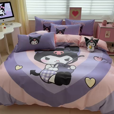 91家纺网 家纺一手货源 找家纺 金爱家 2024新款大阪全棉数码印花三丽鸥系列四件套 樱桃库洛米