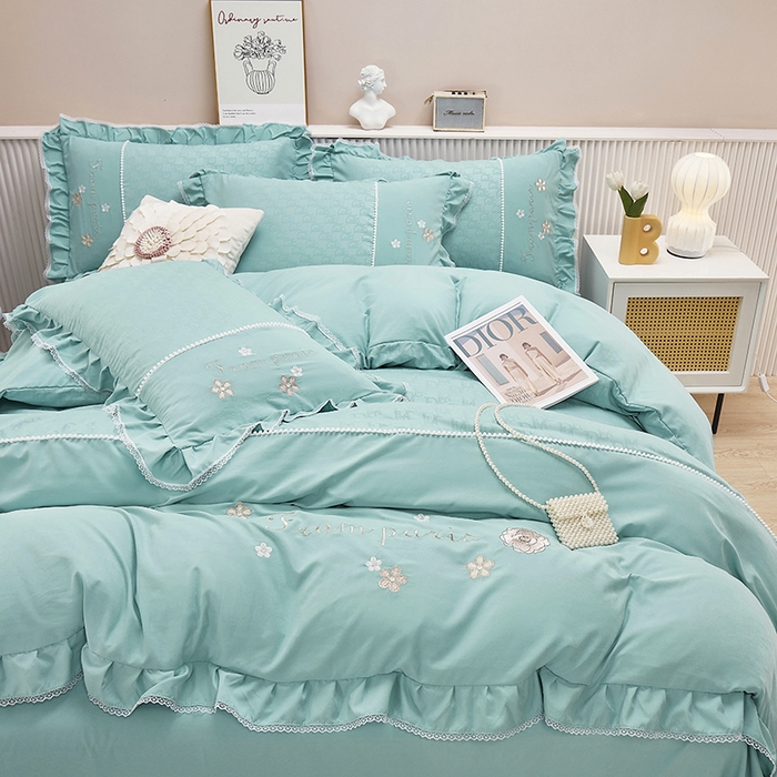 91家纺网 家纺一手货源 找家纺 苏木年华 2024新款夏沫花语系列韩版荷叶边刺绣花边加大床单四件套 春湖绿