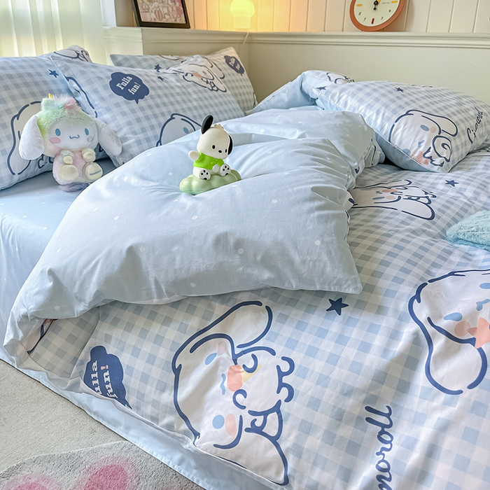 91家纺网 家纺一手货源 找家纺 顾里2024新款40支活性印花13372喷气全棉三丽鸥系列四件套 蓝格玉桂兔