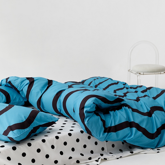 91家纺网 家纺一手货源 找家纺 卡姿家纺2024新款全棉40支13070极有家风格印花四件套 梵音-蓝