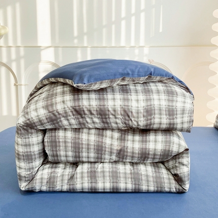 91家纺网 家纺一手货源 找家纺 啊雅家居（总）2025新款水洗棉条纹印花夏被冬被四件套-床单款