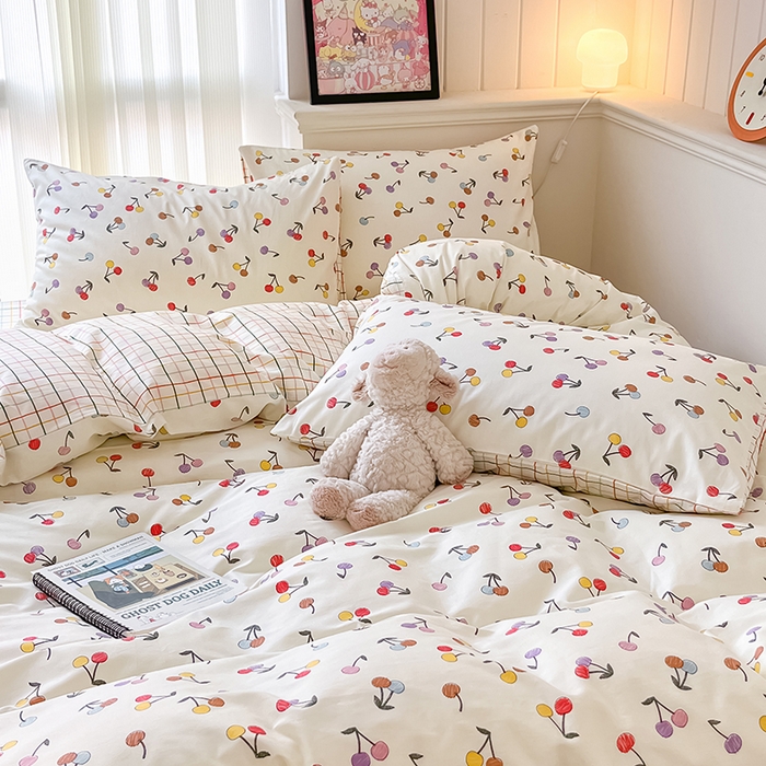 91家纺网 家纺一手货源 找家纺 顾里2024新款40支13372全棉四件套-韩风系列 彩色樱桃