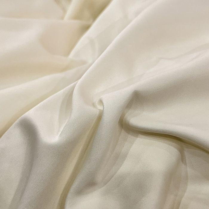 91家纺网 家纺一手货源 找家纺 艾米家居 2025新款水洗真丝四件套爱心款 黑色爱心款-白色