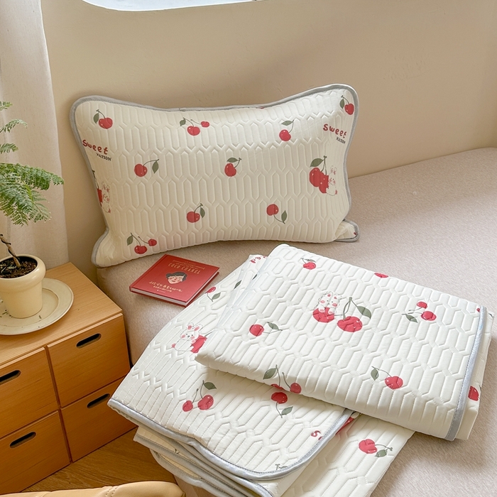 91家纺网 家纺一手货源 找家纺 慕尚家纺 2025新款ms乳胶圆网花色乳胶凉席 樱桃小兔