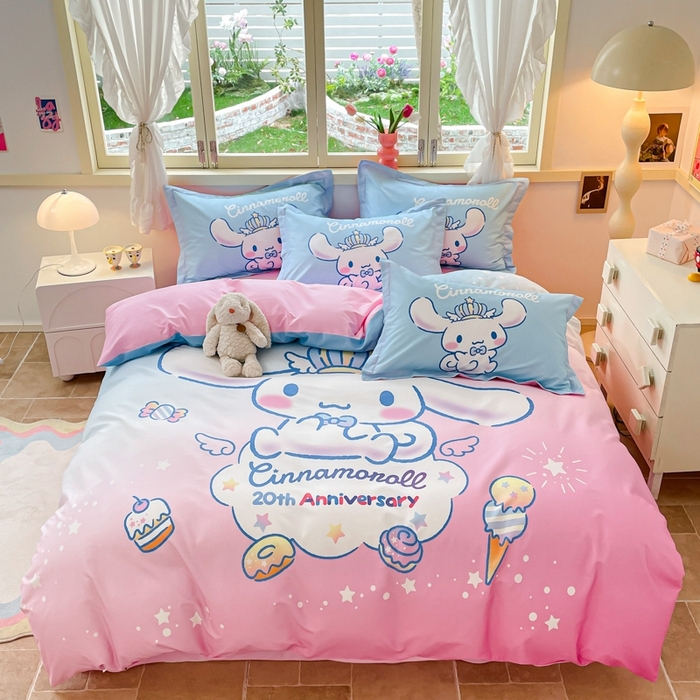 91家纺网 家纺一手货源 找家纺 孩子王（原鼎盛） 2025新款三丽鸥系列全棉活性大版印花卡通学生四件套 闪亮玉桂狗