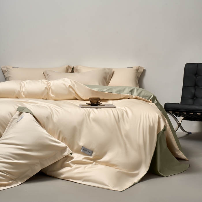 91家纺网 家纺一手货源 找家纺 秀色家纺 2025新款60支贡缎新疆长绒棉全棉纯棉三件套轻奢床品床单床笠被套床上四件套 奶昔白+莺茶绿