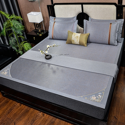 91家纺网 家纺一手货源 找家纺 （总）小牛席业 2024新款对角绣花冰藤双面凉席藤席冰藤席冰丝席乳胶席凉感豆豆席竹席