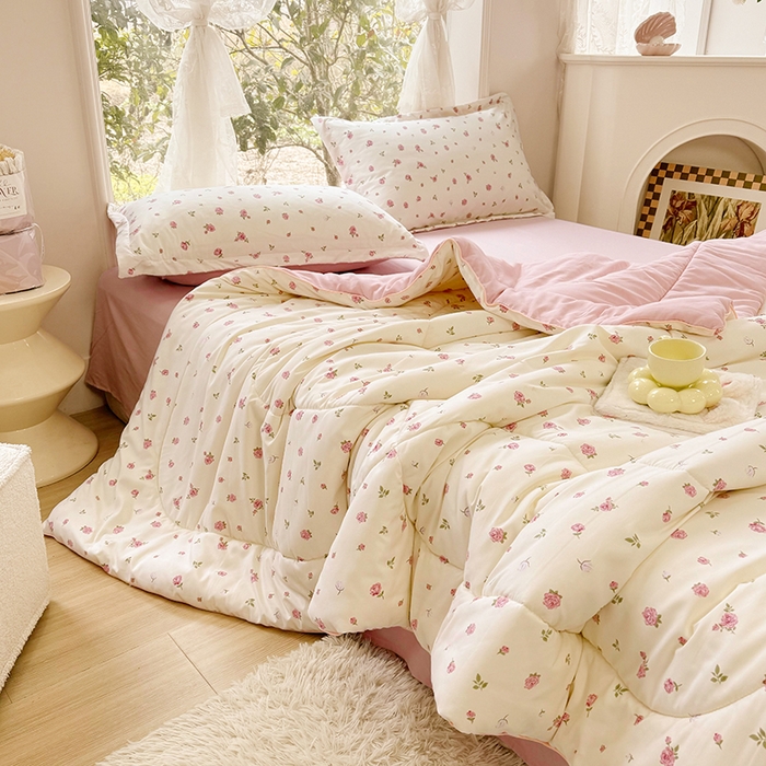 91家纺网 家纺一手货源 找家纺 家贝爱 2024款糯糯棉夏被春秋被被芯夏被四件套 云中花