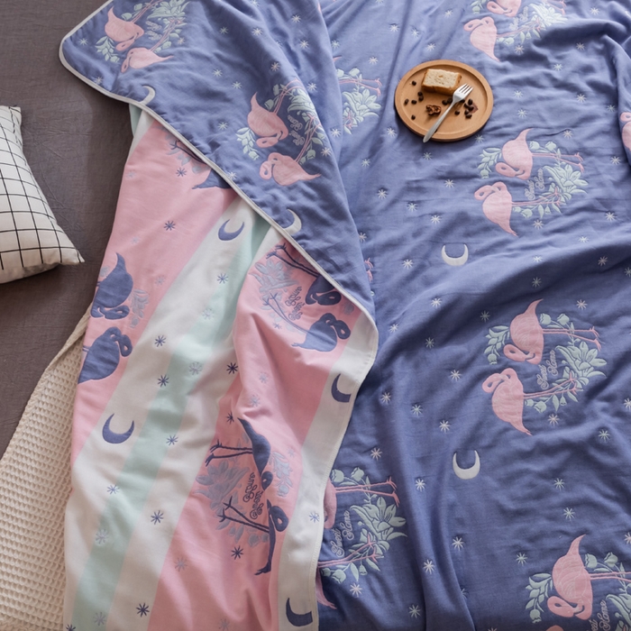 91家纺网 家纺一手货源 找家纺 朴尔2024经典六层纱布全棉毛巾被系列-朴尔经典款常年备货 呦呦鸟蓝