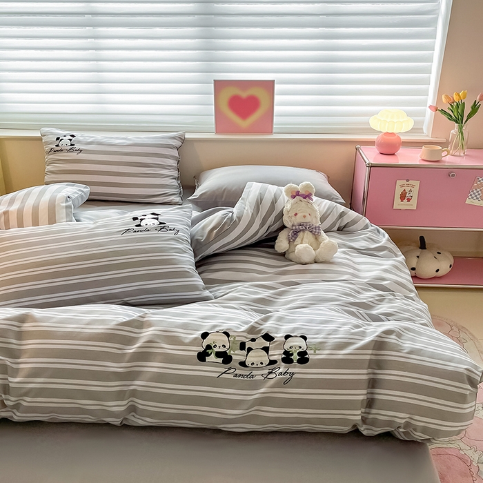 91家纺网 家纺一手货源 找家纺 2024蜜柚新品直播电商全棉13372ins博主风刺绣四件套 条纹熊猫