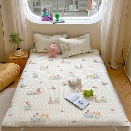 慕尚家纺 2025新款ms乳胶圆网花色乳胶凉席 花丛小兔
