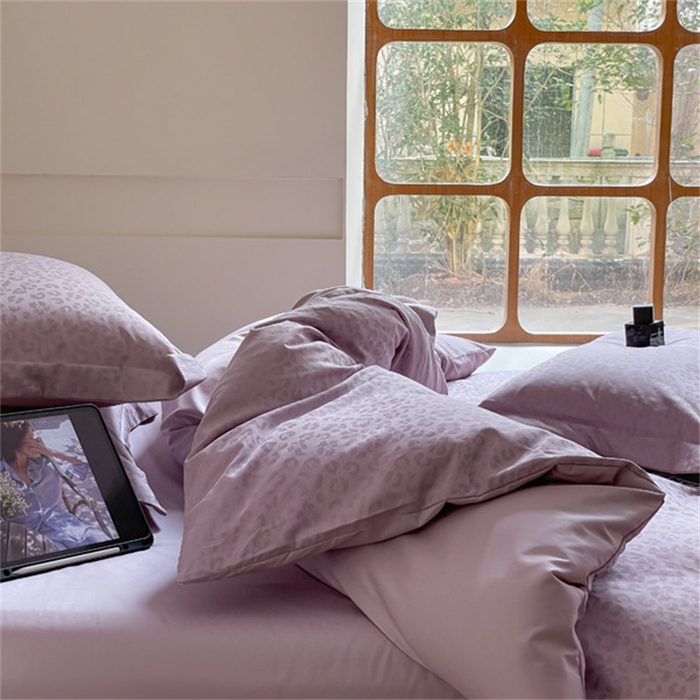 91家纺网 家纺一手货源 找家纺 涵宸 2024新款全棉大提花系列四件套 繁花之城-紫