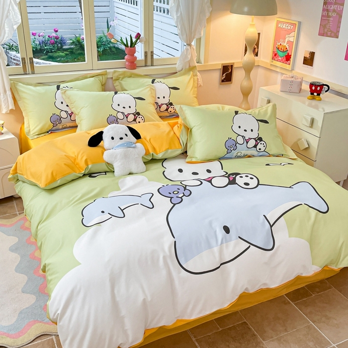 91家纺网 家纺一手货源 找家纺 孩子王（原鼎盛） 2025新款三丽鸥系列全棉活性大版印花卡通学生四件套 海洋帕恰狗