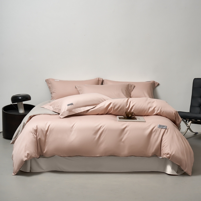 91家纺网 家纺一手货源 找家纺 秀色家纺 2025新款60支贡缎新疆长绒棉全棉纯棉三件套轻奢床品床单床笠被套床上四件套 都市-茱萸粉+烟墨灰