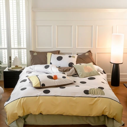 91家纺网 家纺一手货源 找家纺 FORTWO 2024新款40斜纹数码印花贴布绣四件套 岁月