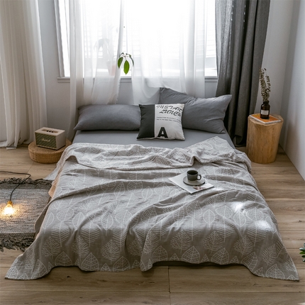 91家纺网 家纺一手货源 找家纺 朴尔家纺-毛巾被 2024新款三层水洗棉全棉纱布毛巾被 日式落叶-驼