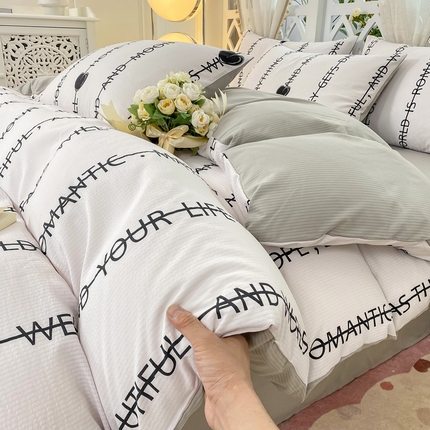 91家纺网 家纺一手货源 找家纺 牛牛家纺 牛牛  2024新款泡泡棉小清新四件套(1) 黑桃心