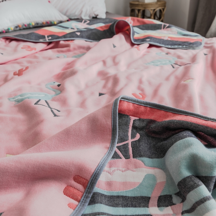 91家纺网 家纺一手货源 找家纺 朴尔2024经典六层纱布全棉毛巾被系列-朴尔经典款常年备货 幸福鸟粉