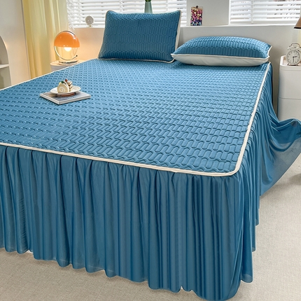 91家纺网 家纺一手货源 找家纺 爱洛 2024新款纯色床裙款乳胶凉席三件套凉感丝乳胶席 梦幻蓝